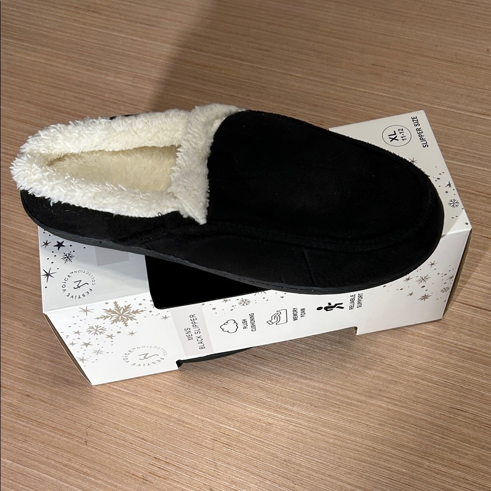 Cozy Black Men's Slippers